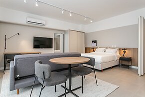 Studios Tower by Viva - Prédio com piscina e estacionamento no centro 