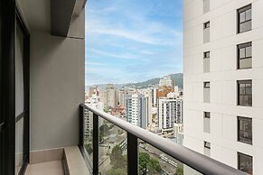 Studios Tower by Viva - Prédio com piscina e estacionamento no centro 