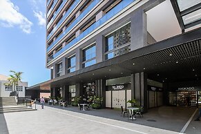 Studios Tower by Viva - Prédio com piscina e estacionamento no centro 