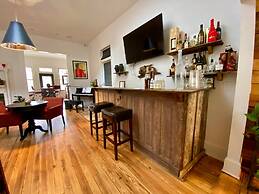 Auburn Bed and Breakfast