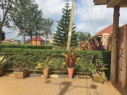 Royal Embassy Motel