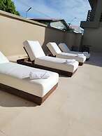 Empire 1 Celinastraat Paramaribo