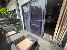 Empire 1 Celinastraat Paramaribo