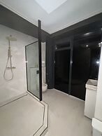 Empire 1 Celinastraat Paramaribo