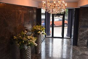 Empire 1 Celinastraat Paramaribo