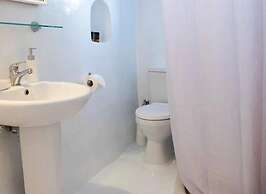 Great cave and Oia Greece