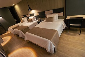 Hotel Balmoral Plaza