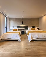 Hotel Balmoral Plaza