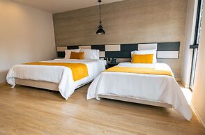 Hotel Balmoral Plaza