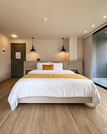 Hotel Balmoral Plaza