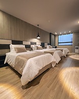 Hotel Balmoral Plaza