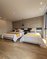 Hotel Balmoral Plaza