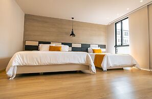 Hotel Balmoral Plaza