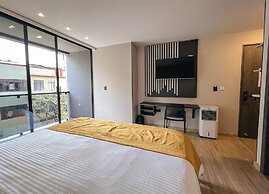 Hotel Balmoral Plaza