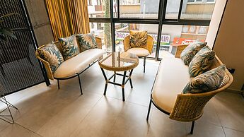 Hotel Balmoral Plaza