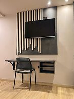 Hotel Balmoral Plaza