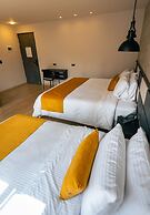 Hotel Balmoral Plaza