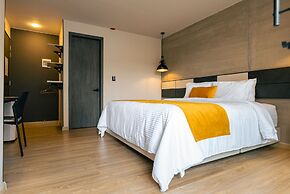 Hotel Balmoral Plaza