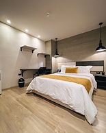 Hotel Balmoral Plaza