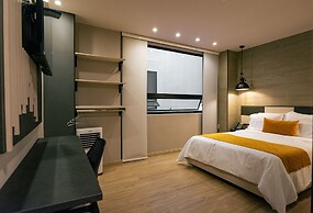 Hotel Balmoral Plaza