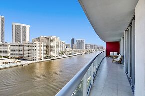 AMAZING 3BD CONDO BEACHWALK RESORT