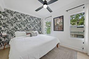 Las Olas Guest House