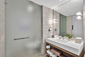 FABULOUS SUITE OVEAN VIEW W South Beach