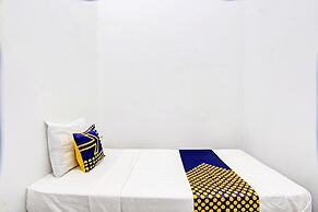 SPOT ON 93527 Agus Kostel SyariahNearWisata Agro Jollong