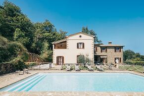 Villa Forconi in Lisciano Niccone