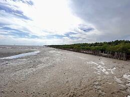 Bang Pu Recreation Center