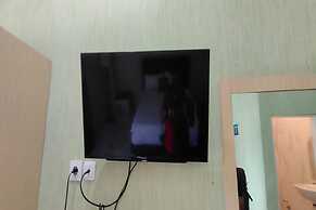 OYO 93520 Wisma Haji BunbunNearYani Heahlerr