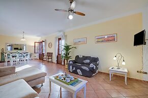 Villa Oasi With Private Pool