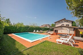 Villa Oasi With Private Pool