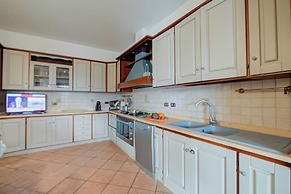 Villa Oasi With Private Pool