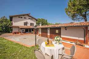 Villa Oasi With Private Pool