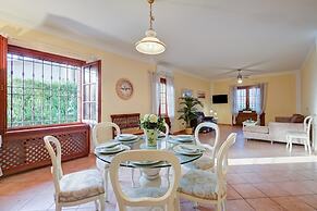Villa Oasi With Private Pool