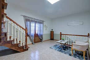 Villa Oasi With Private Pool