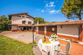 Villa Oasi With Private Pool