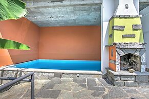 Apartment View And Pool