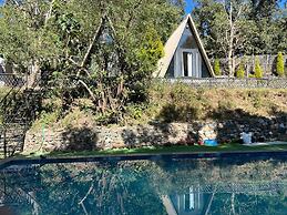 Arahnyam Pool Side Cafe & Resort