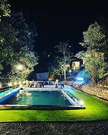 Arahnyam Pool Side Cafe & Resort