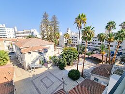 Seaside Elegance Retreat