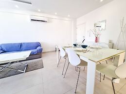 Seaside Elegance Retreat