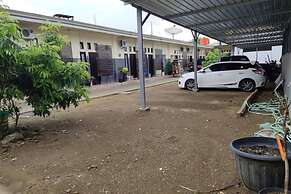 OYO Life 93525 Griya Wafira Trenggalek Syariah