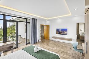 Sol Villa 4BR near Han River
