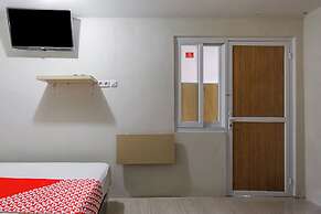 OYO 93526 Homely Syariah