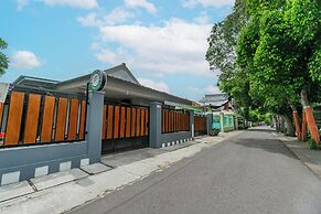 OYO 93526 Homely Syariah