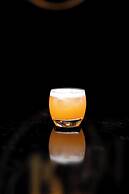 Q's Evander Hotel and Apartment