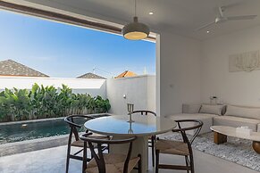 Nakuh Studio Villa