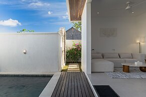 Nakuh Studio Villa